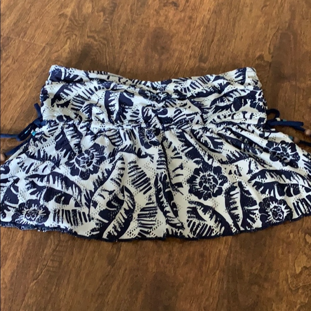 Everything but Water Woman’s Swimwear Cover-up - size M